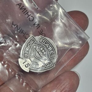 Safe Worker Award Overnight 15 Silver Tone Vintage Lapel Pin New